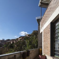 casa no cafezal